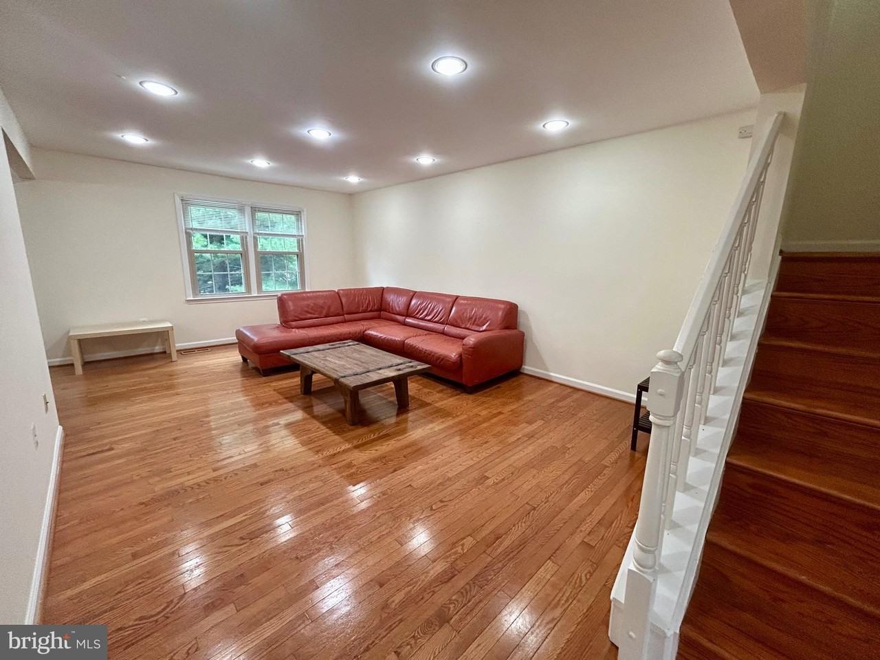 5916 Dorchester Way - Photo 7 of 30