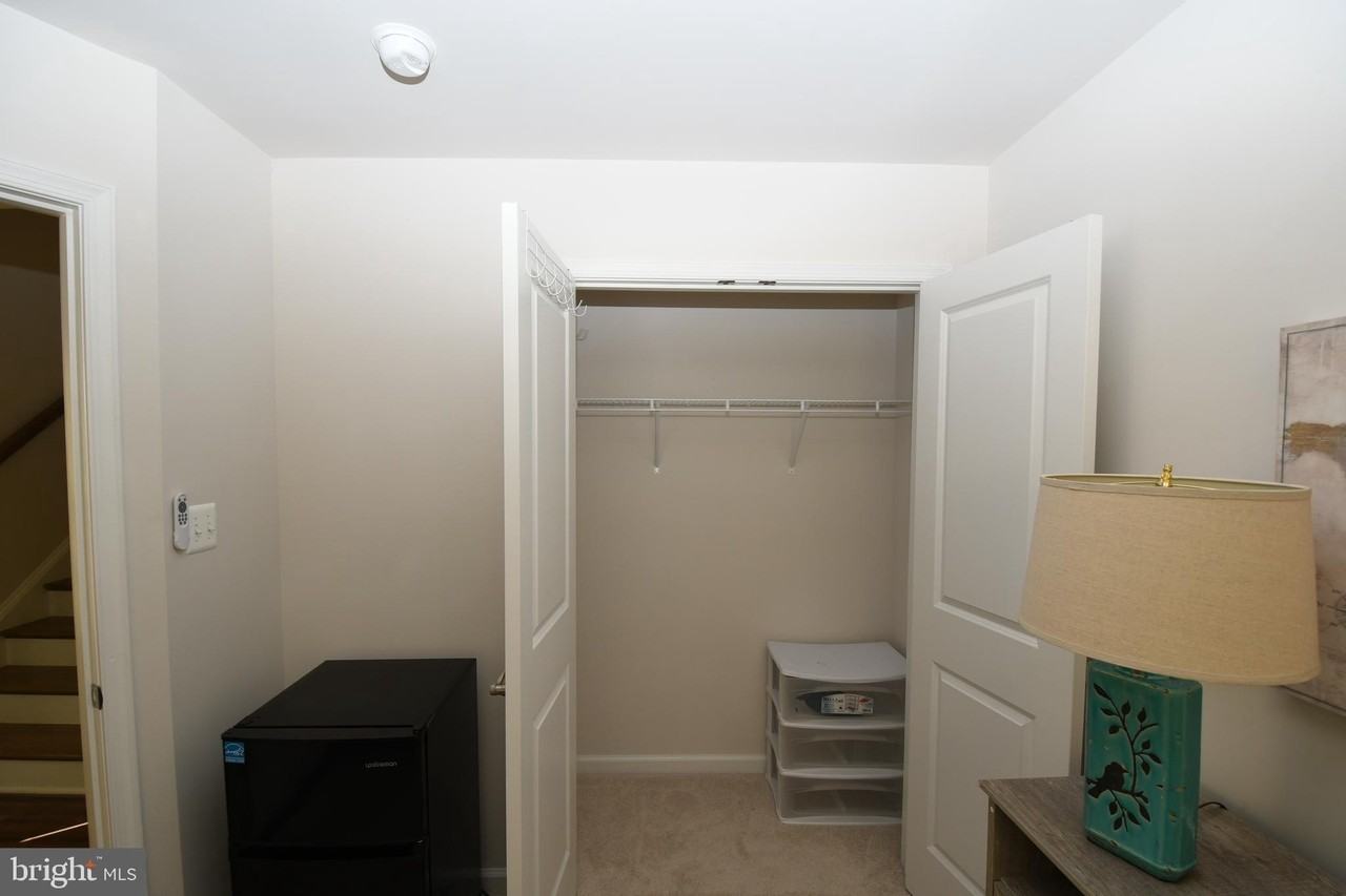 5937 Northwest Dr - Photo 4 of 20