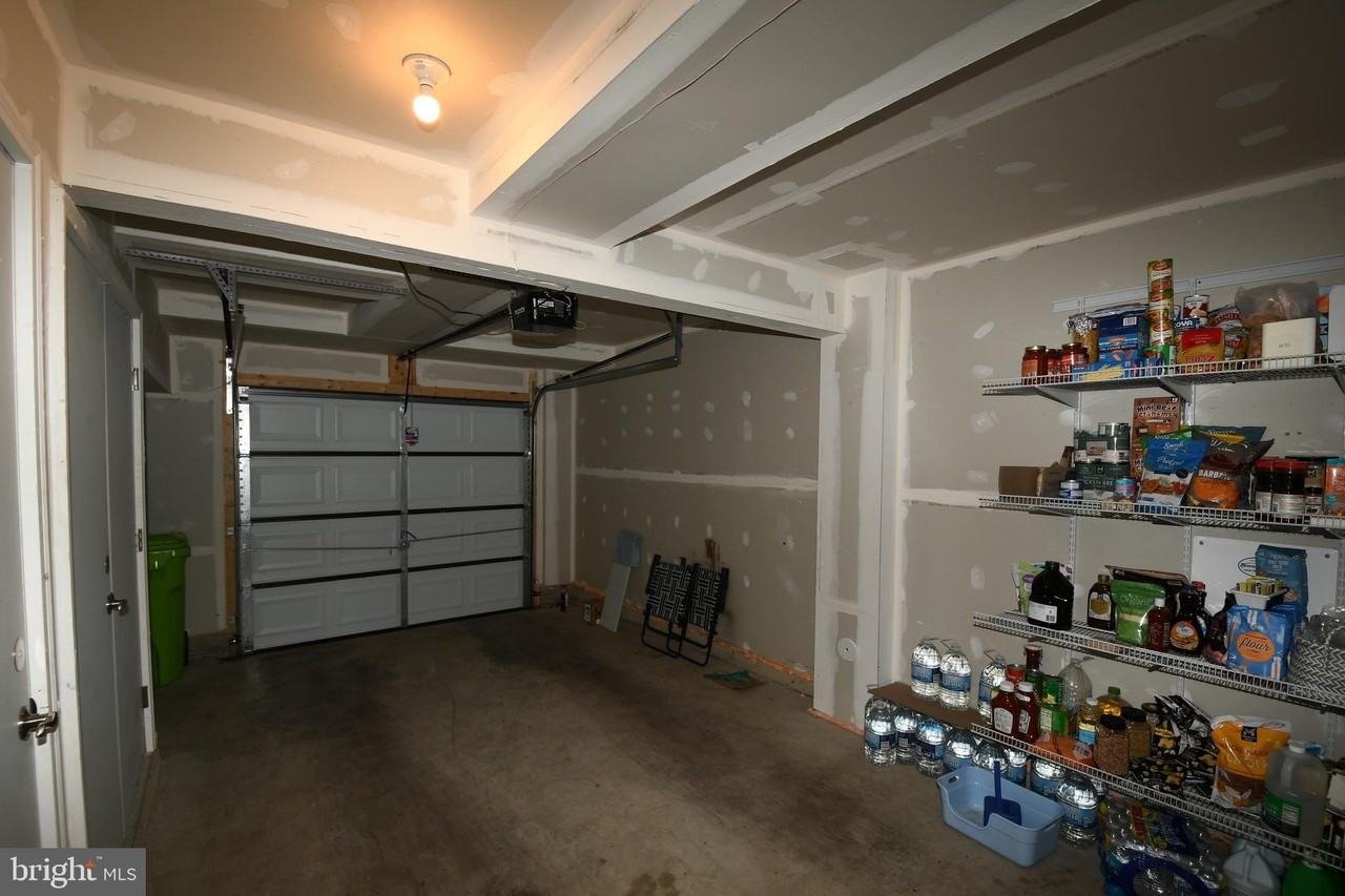 5937 Northwest Dr - Photo 6 of 20