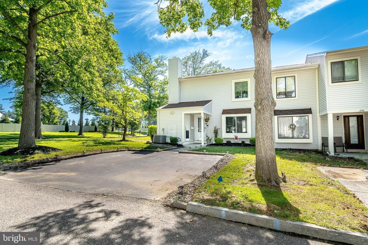251 Fir Tree Ct - Photo 2 of 40