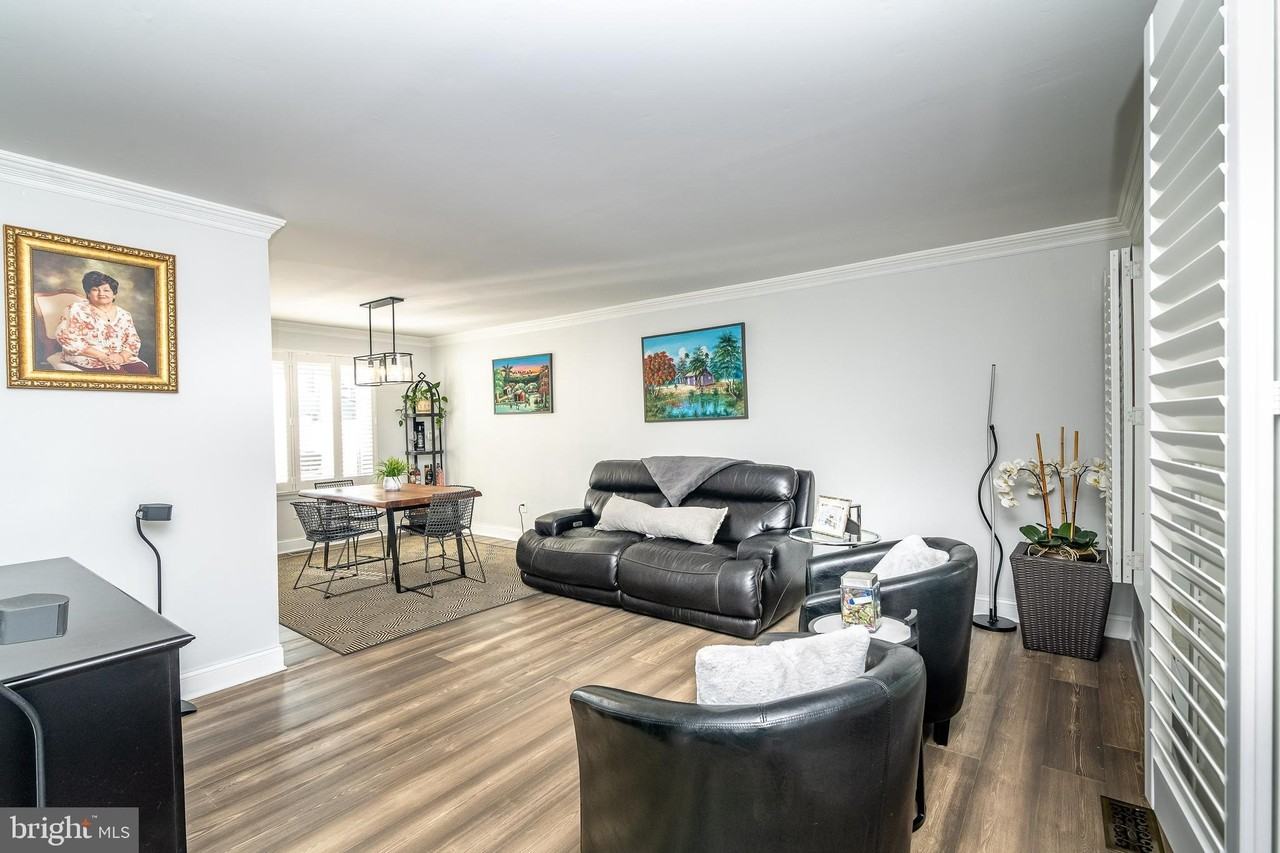 251 Fir Tree Ct - Photo 4 of 40