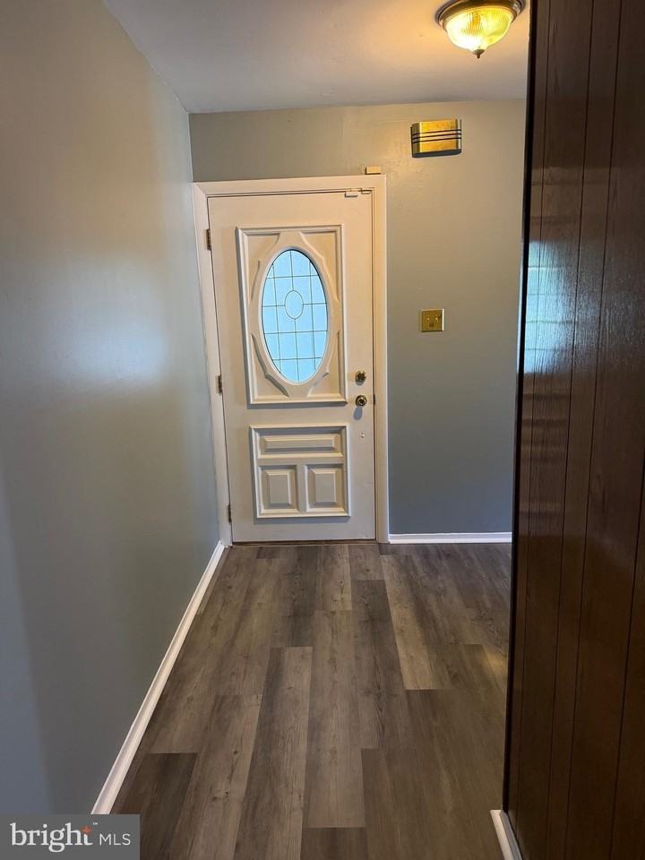 72 Edge Ln - Photo 3 of 19