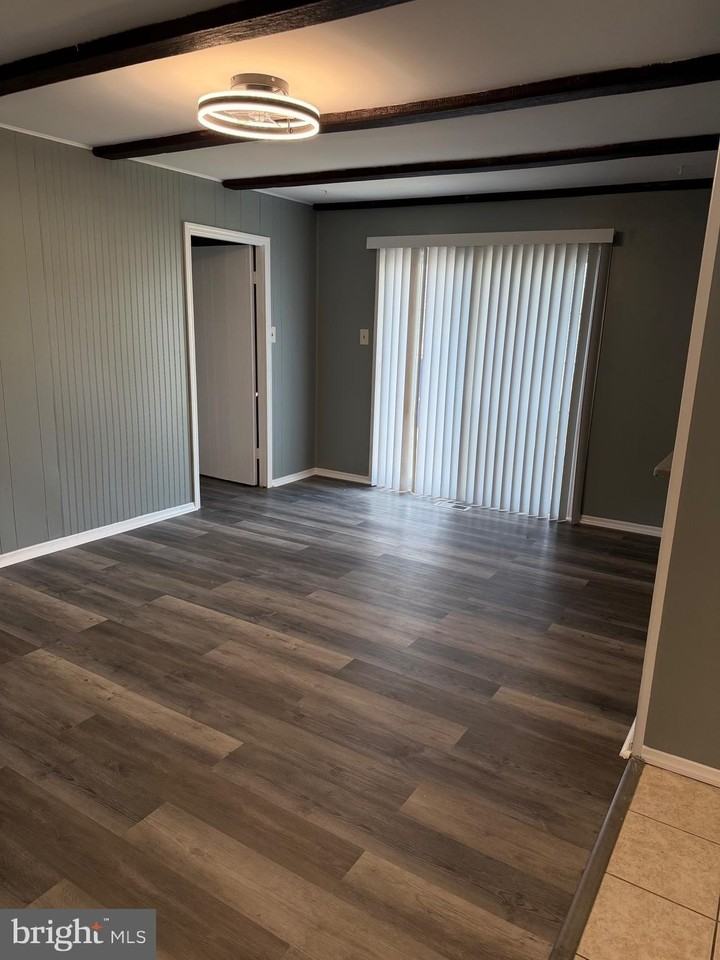 72 Edge Ln - Photo 5 of 19