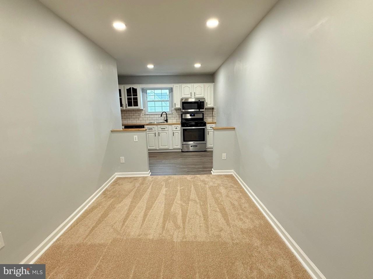 104 Sandstone Ct - Photo 3 of 10