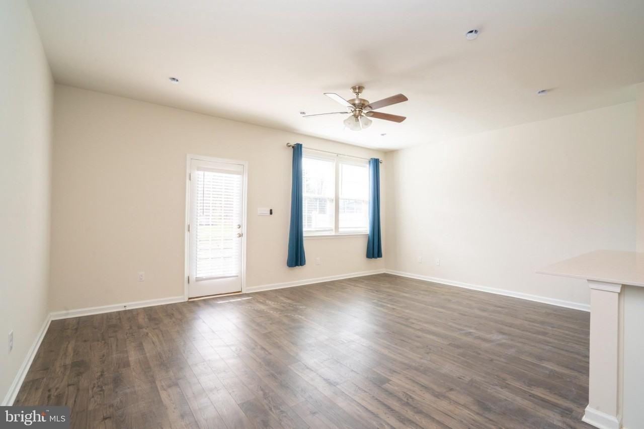 172 Mazzeo Dr - Photo 3 of 23