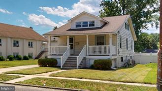 309 Colonial Ave - Photo 1 of 1