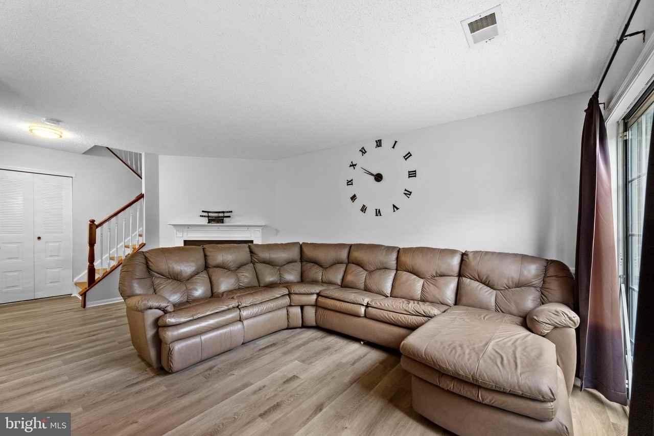 66 Cheverny Ct - Photo 5 of 30