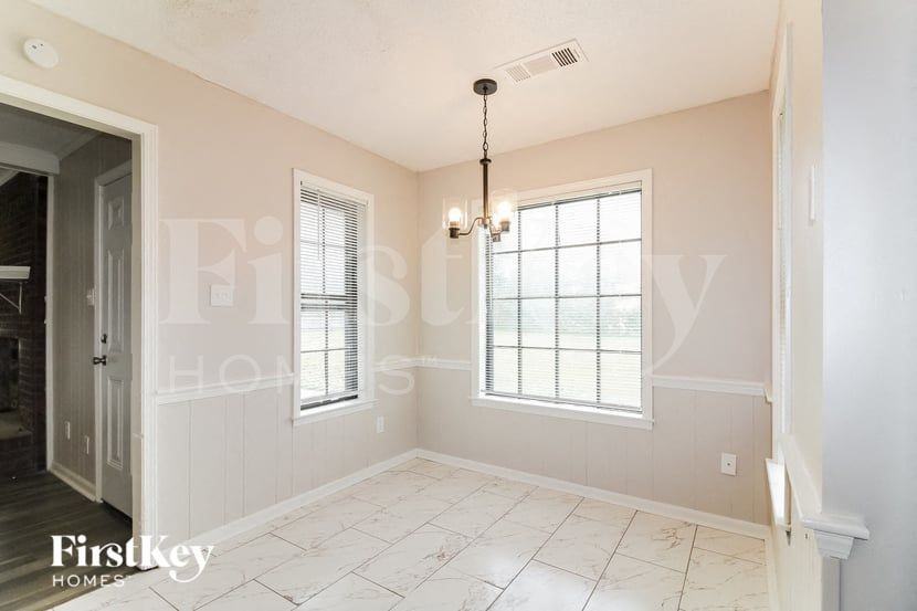 1459 Haverwood Ave - Photo 5 of 15