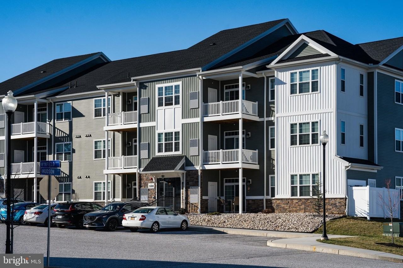 2340 Hadley Blvd #204