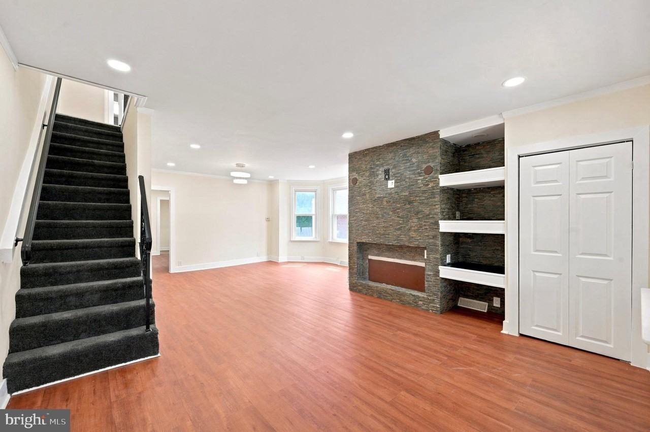 105 Jackson Ave - Photo 4 of 15