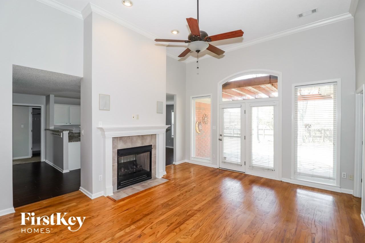 4471 Timmeron Cv - Photo 3 of 15