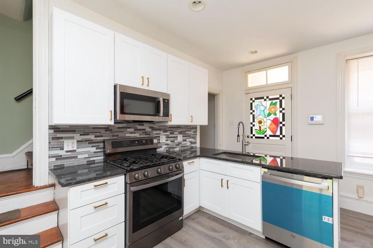 112 Bryn Mawr Ave - Photo 6 of 37