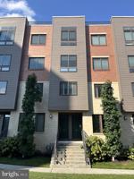 featured image of 916 Lakeview Ct