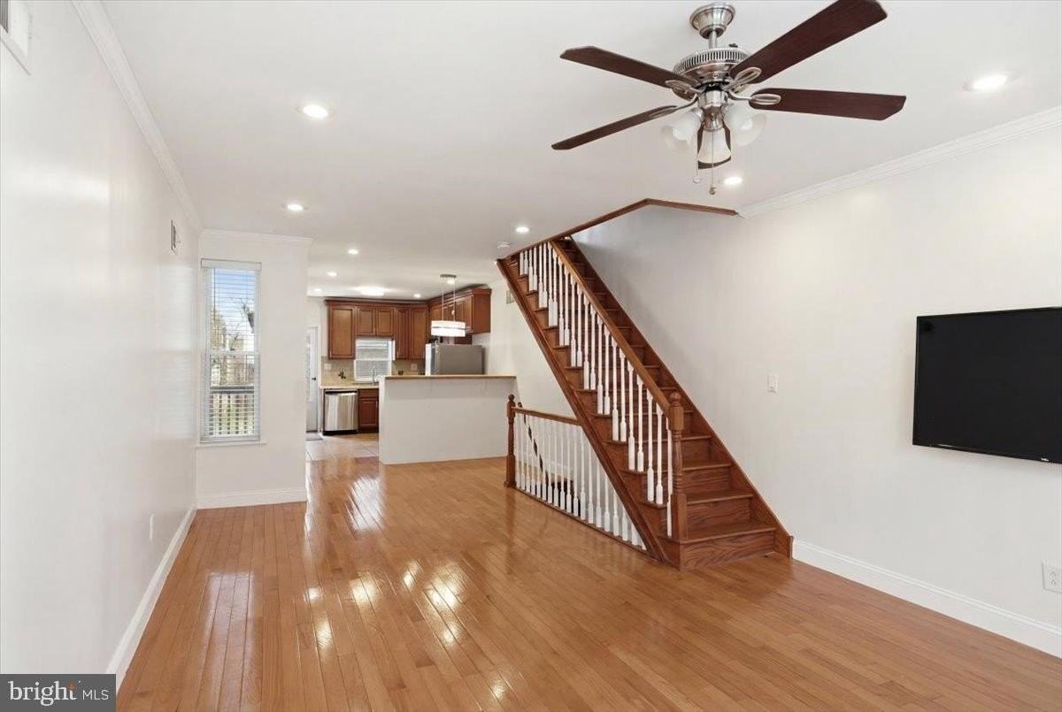 2653 S 6th St - Photo 5 of 39