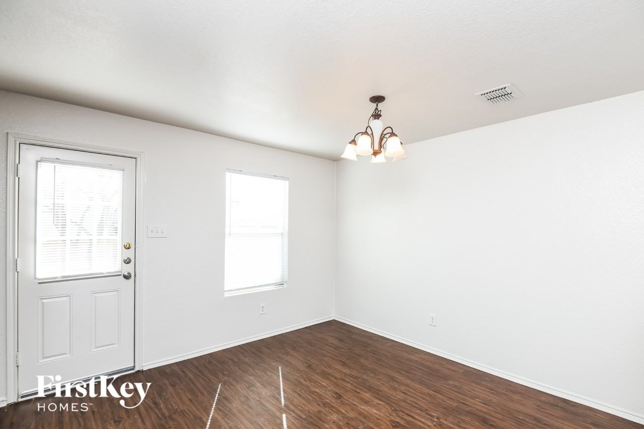 6624 Meadow Way Ln - Photo 5 of 15