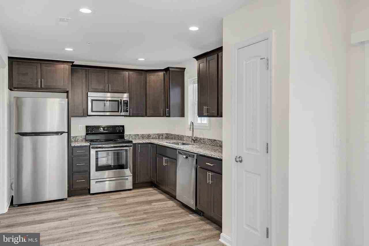427 Valor Way - Photo 6 of 26