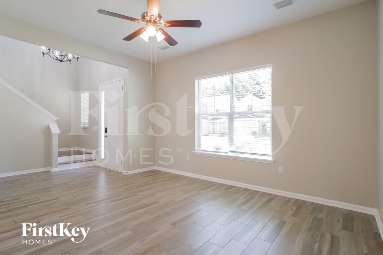 28 Moultrie Creek Cir - Photo 2 of 15