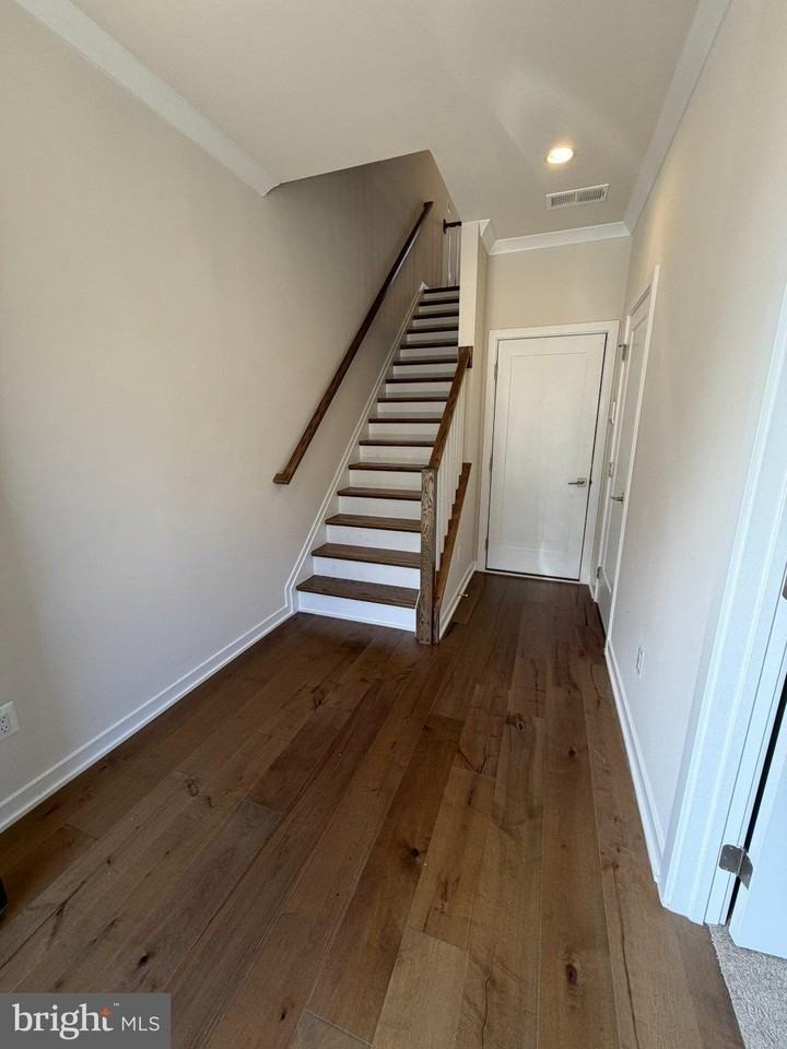 4653 Charger Pl - Photo 5 of 50