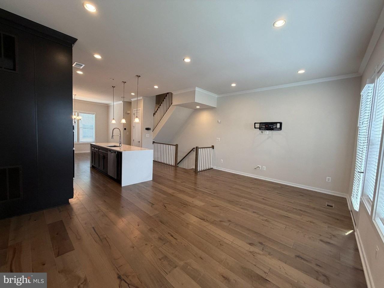 4653 Charger Pl - Photo 7 of 50