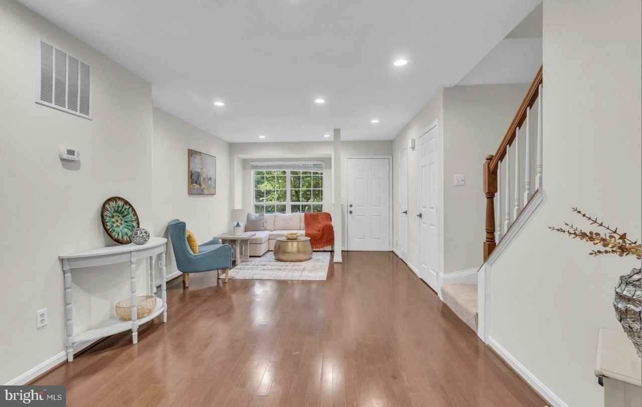 14197 Autumn Cir - Photo 4 of 30