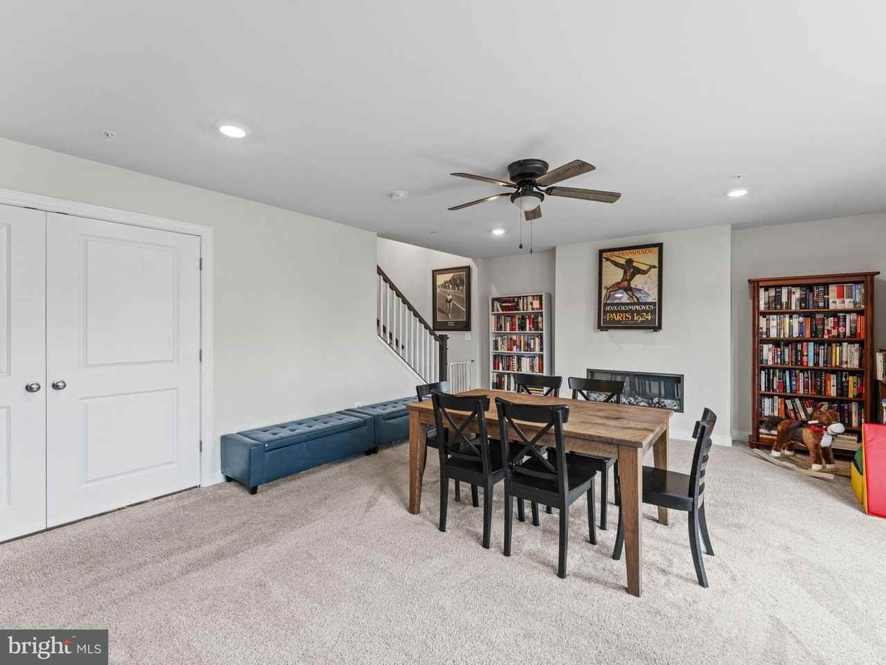 2410 Stella Pl #2 - Photo 5 of 26