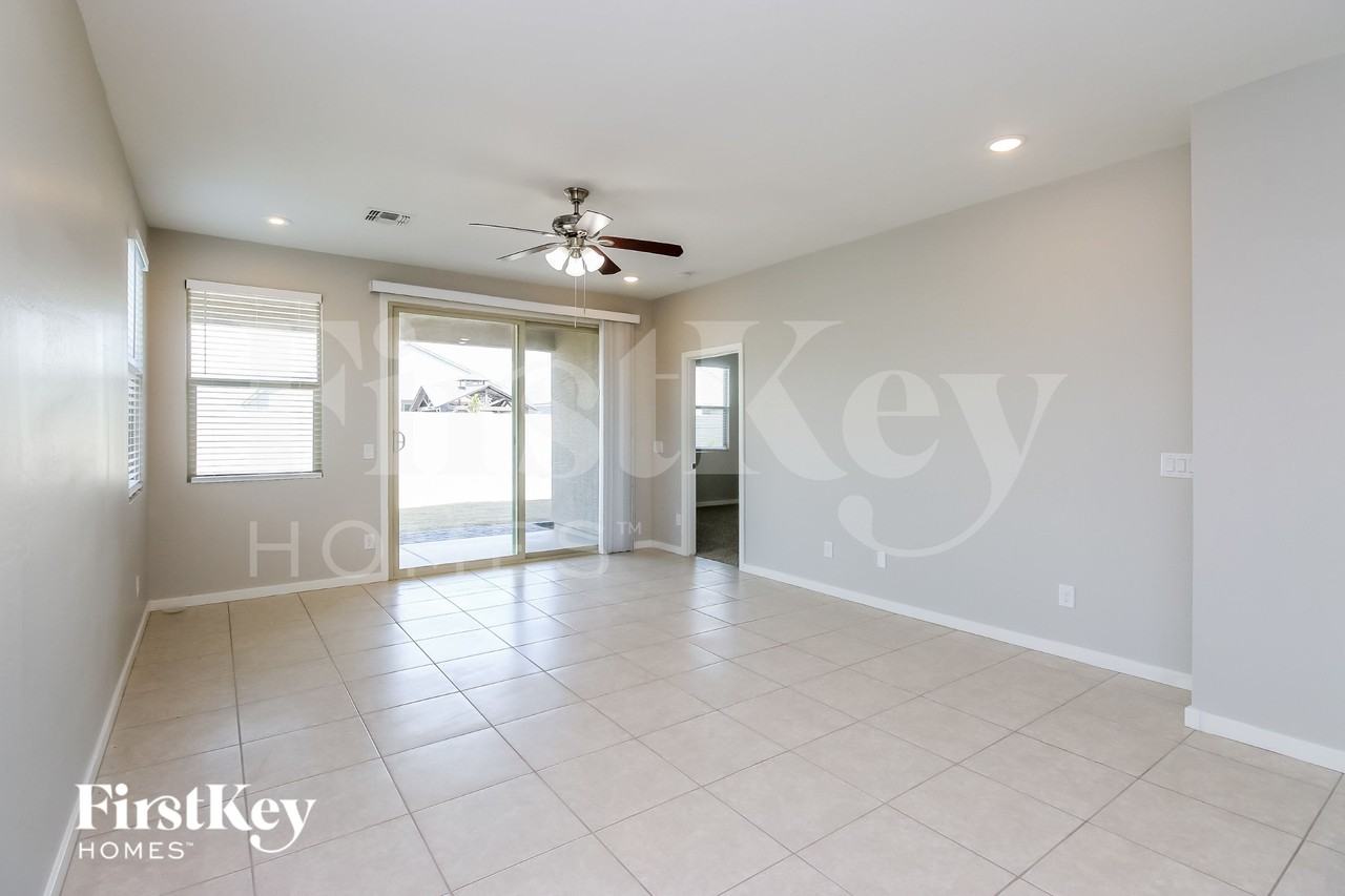 3788 E Henson St - Photo 2 of 15