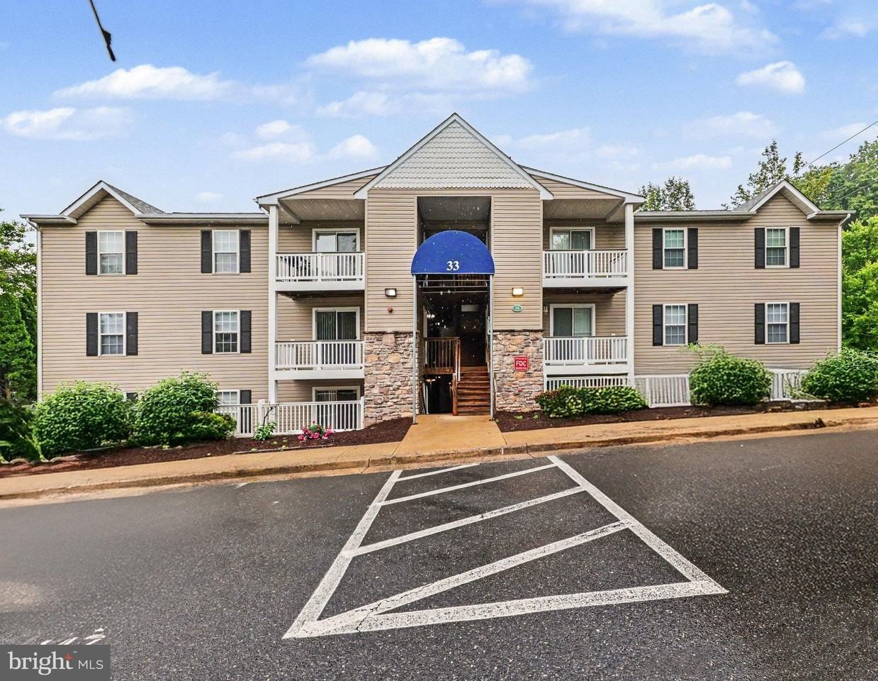 33 Fern Oak Cir #103