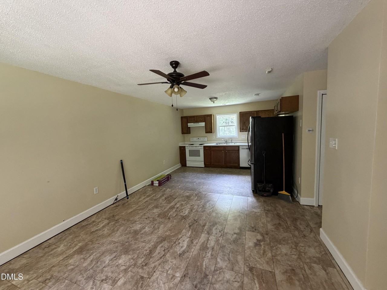3582 Nc Highway 58 - Photo 3 of 12