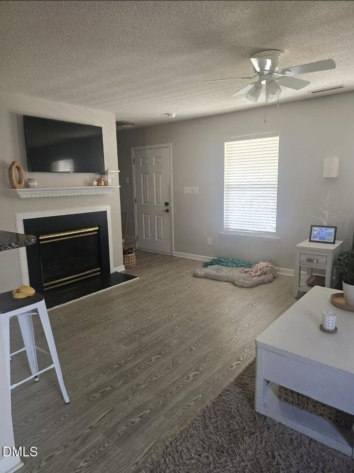 815 Homestead Park Dr - Photo 7 of 14