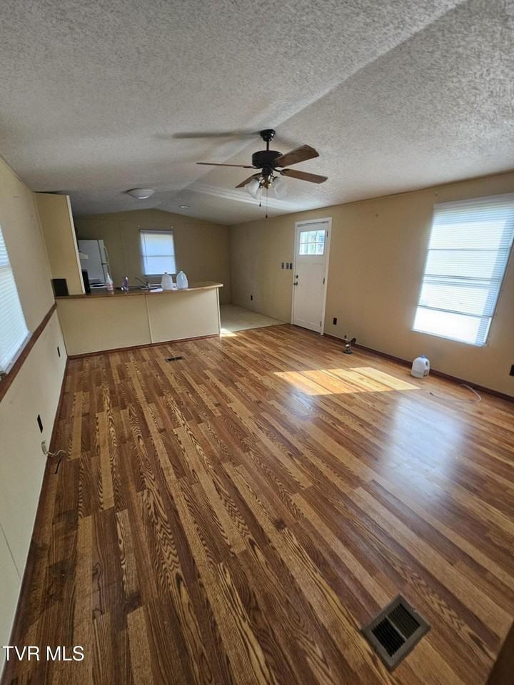 302 Chapel St #302 - Photo 2 of 15