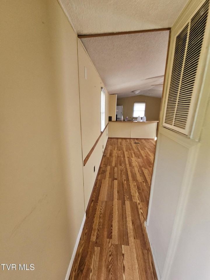 302 Chapel St #302 - Photo 7 of 15
