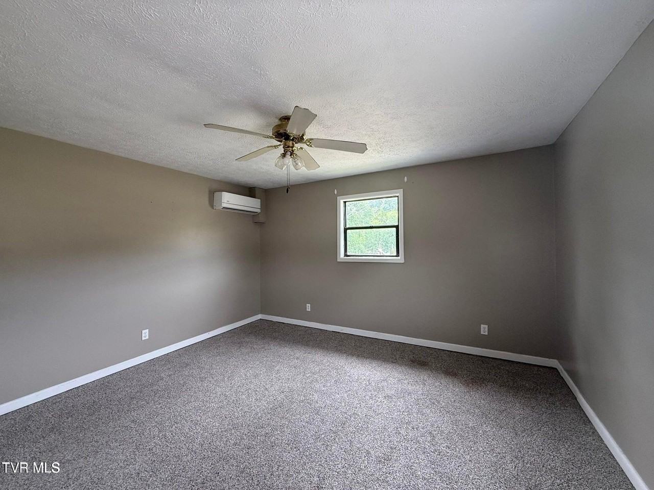 2783 Island Rd #2 - Photo 6 of 8