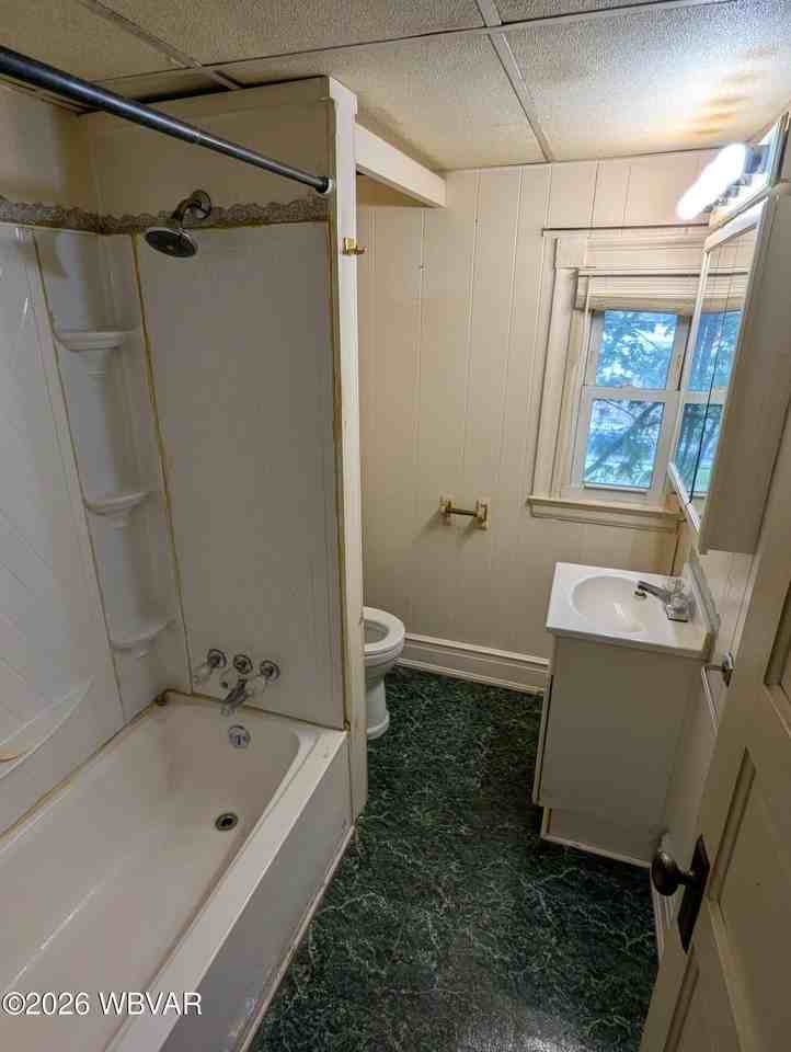 1543 Louisa St - Photo 7 of 9