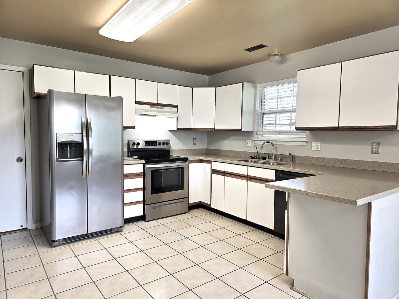 324 Palomino Ln #1 - Photo 4 of 24