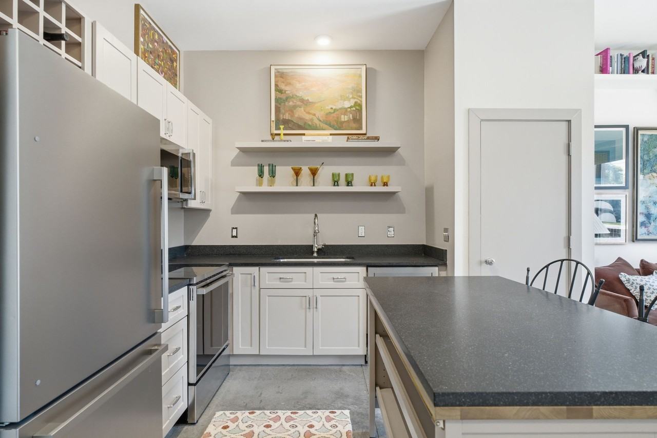 1231 4th Ave S #1 - Photo 5 of 22