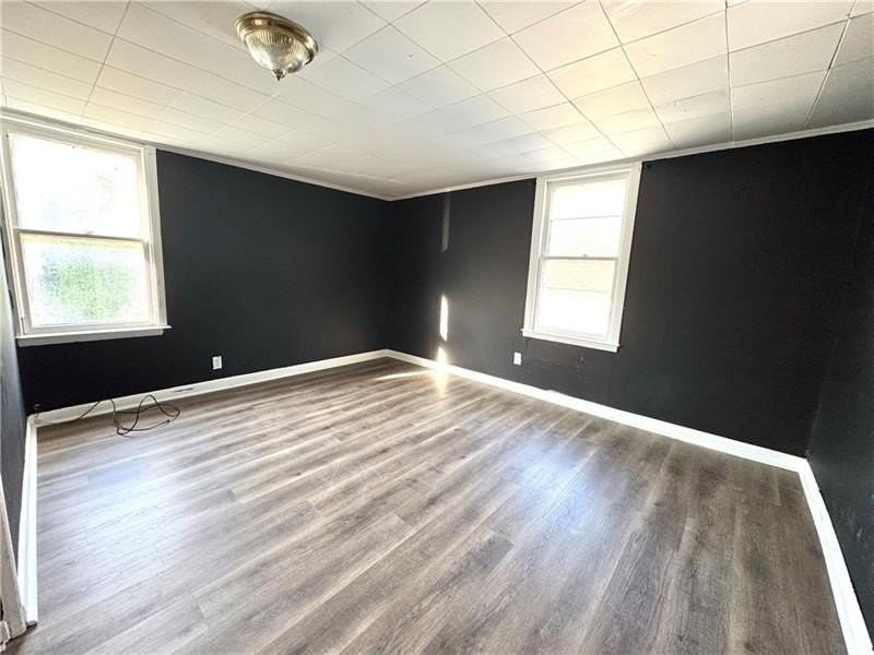 1761 Eastbrook Rd - Photo 4 of 9