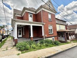 featured image of 18 Observatory St