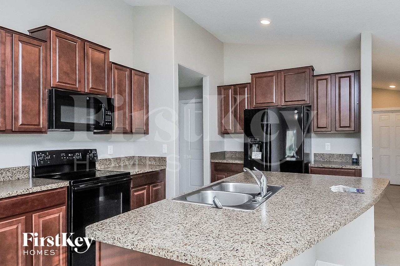 5045 Brickwood Rise Dr - Photo 6 of 15