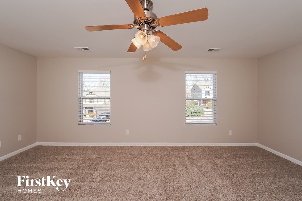 4642 Deer Foot Path - Photo 6 of 15