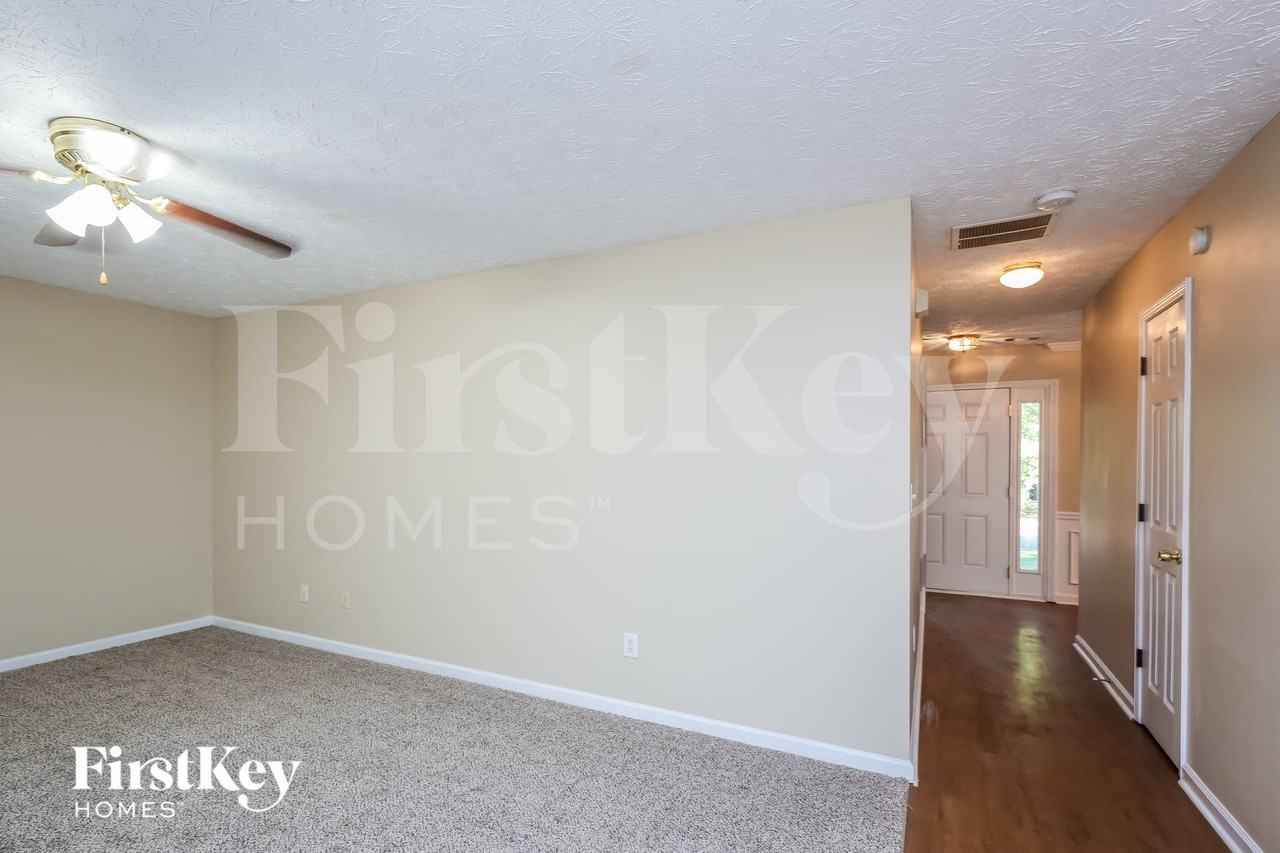 3710 Wake Robin Way - Photo 2 of 15