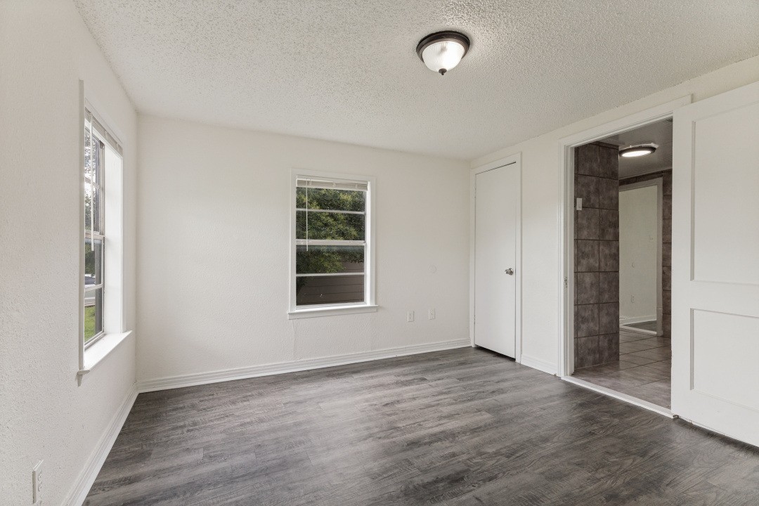 5529 Diaz Ave #1 - Photo 6 of 12