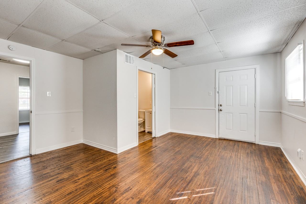 4256 Standish Rd #1 - Photo 4 of 13
