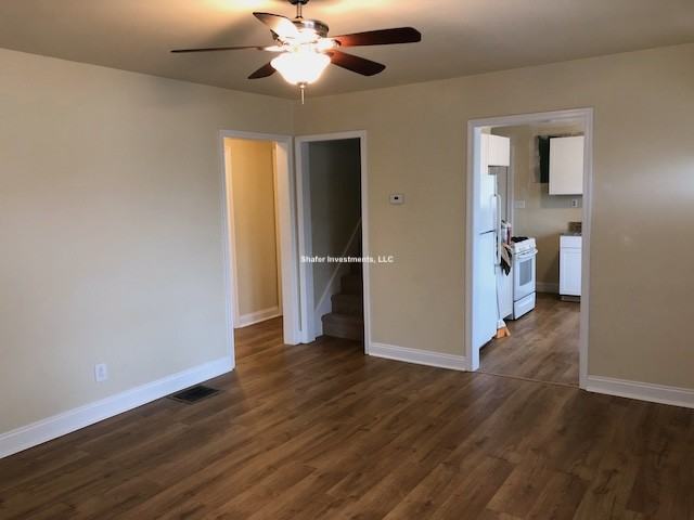 121 E Washington Ave #1 - Photo 2 of 12