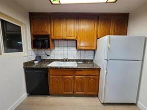1408 Gregory Way #1 - Photo 5 of 25