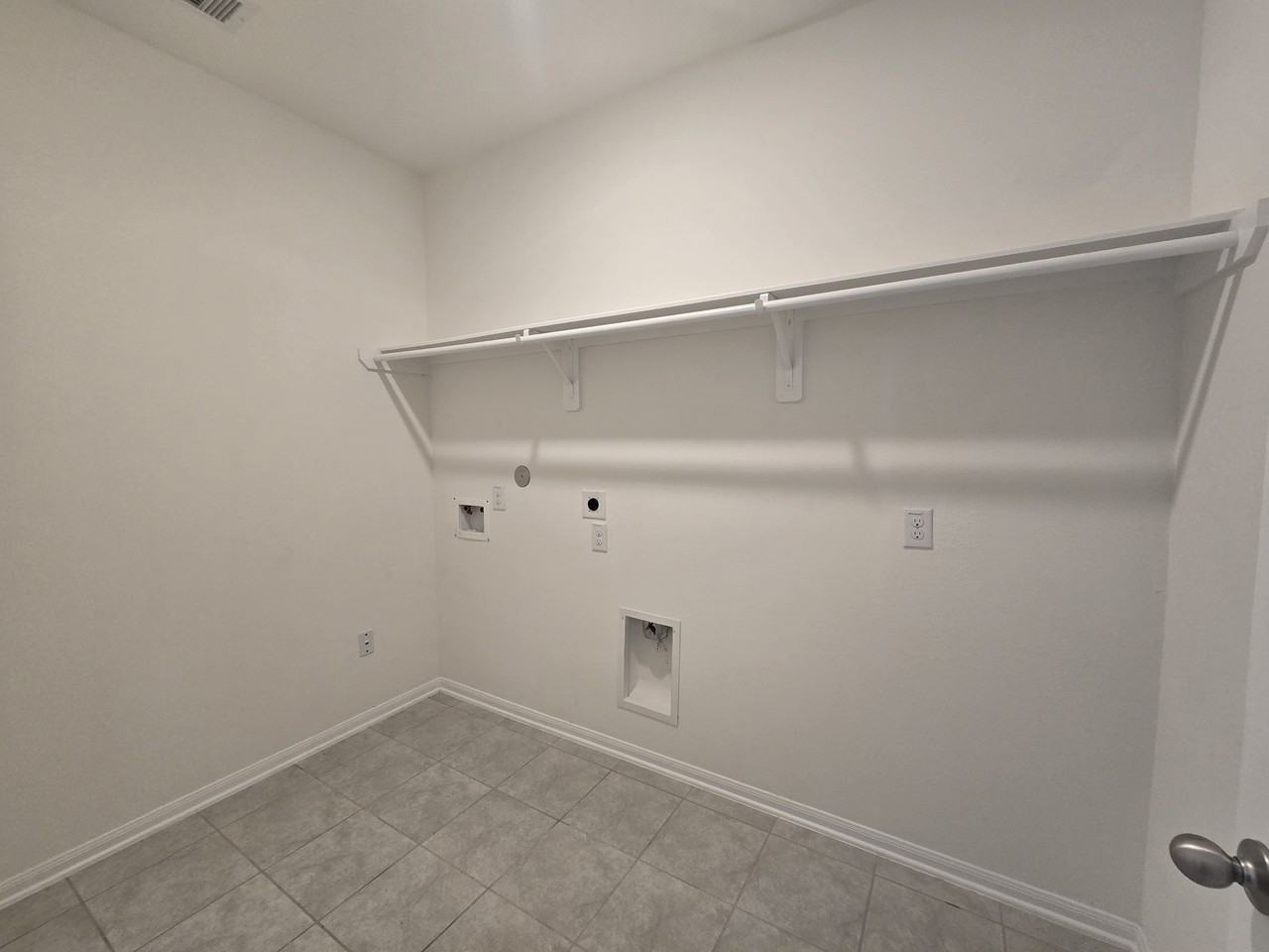 7318 Parkview Dr #1 - Photo 7 of 28