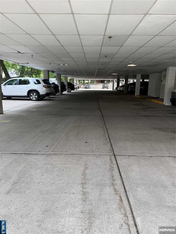 310 Lookout Ave ##106