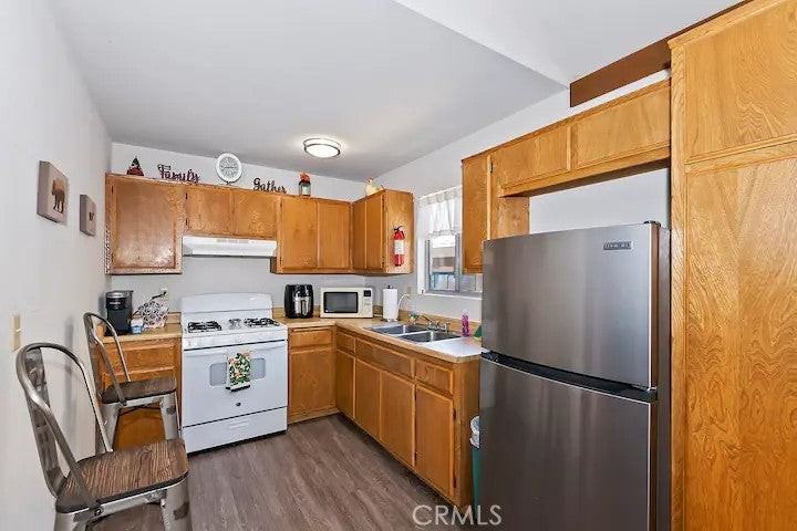 325 W Fairway Blvd - Photo 5 of 12