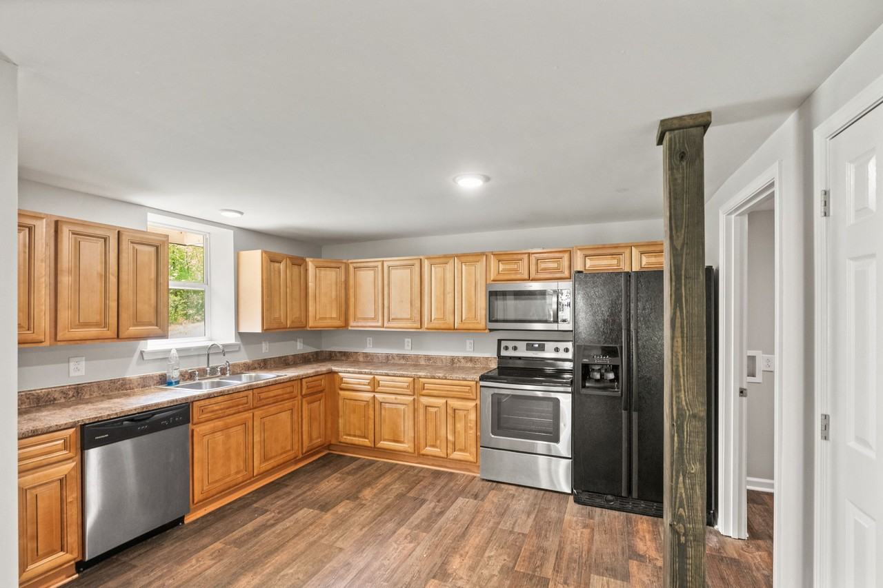 3302 Possum Trot Rd #1 - Photo 4 of 50