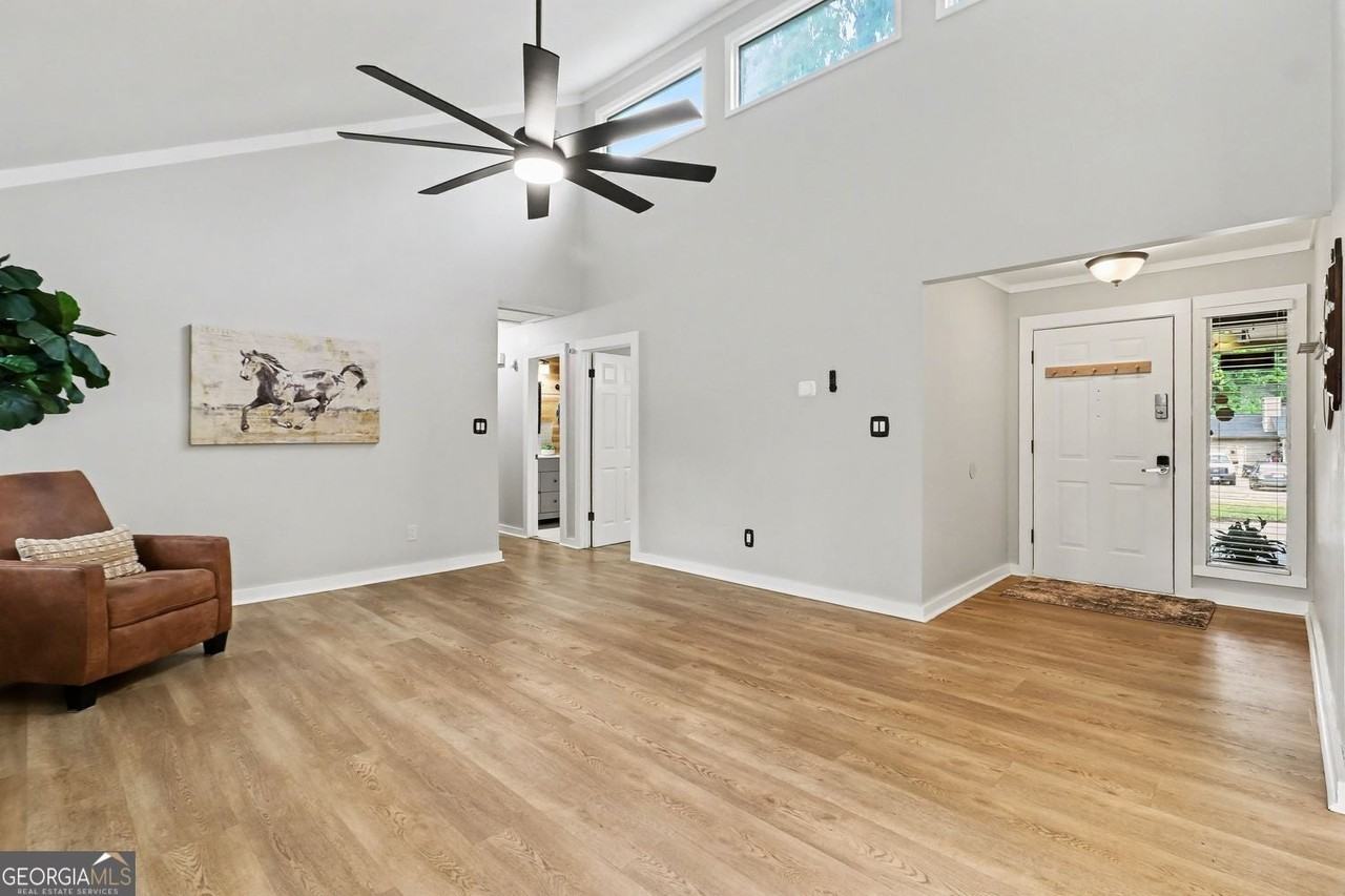 210 Fireside Way - Photo 5 of 25