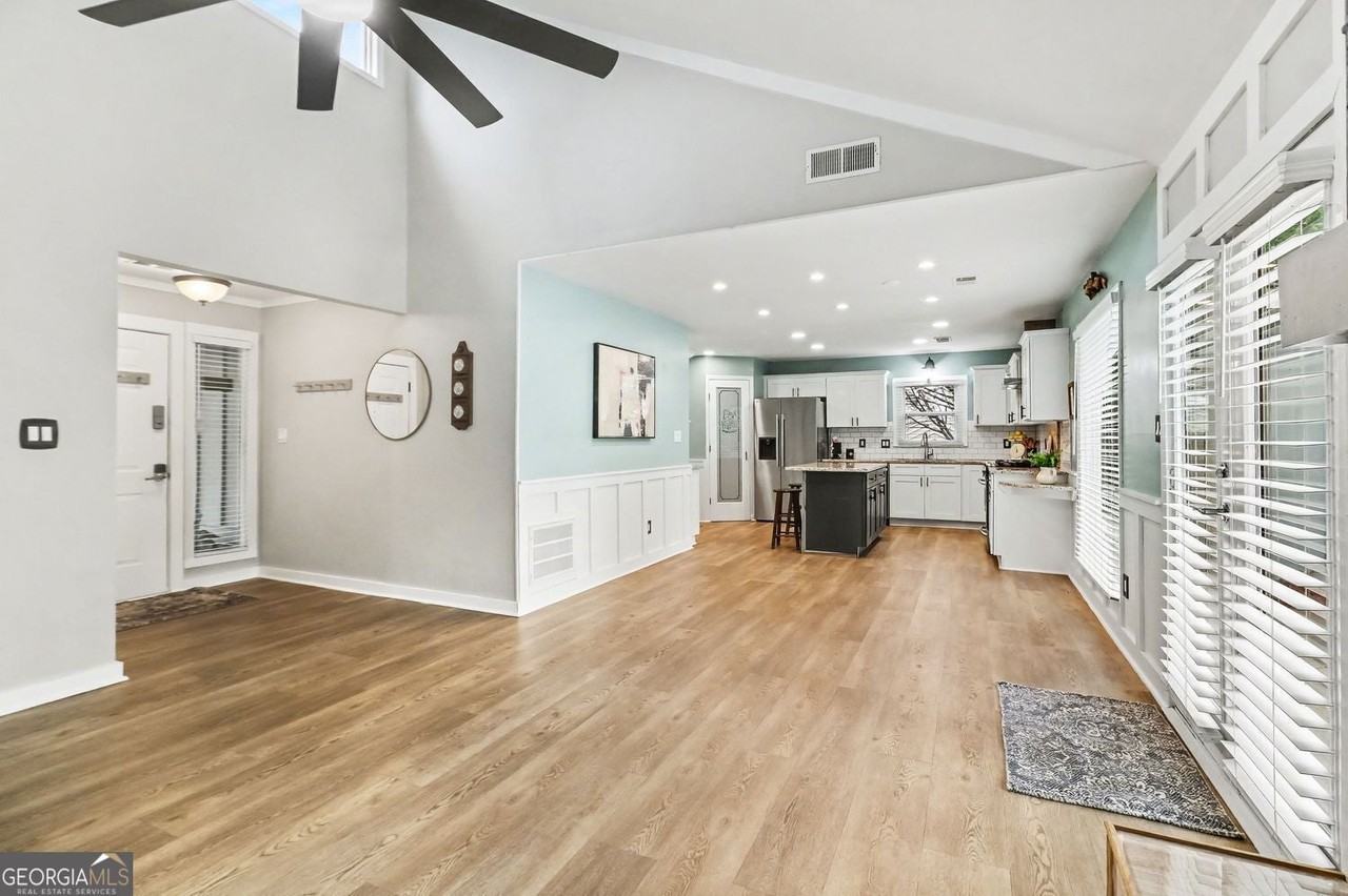 210 Fireside Way - Photo 7 of 25